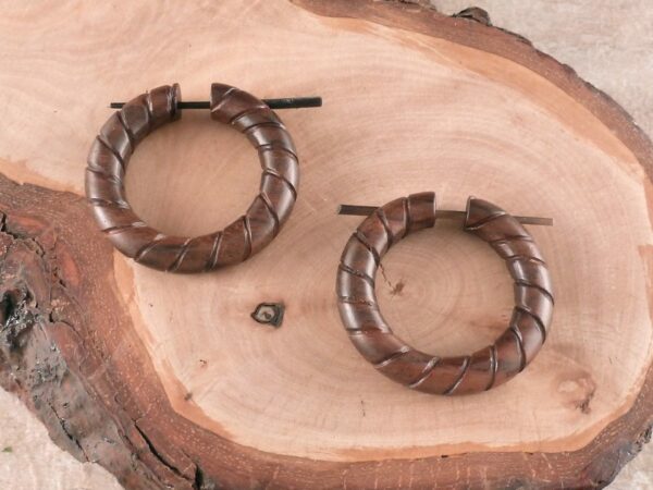 Creolen Holz