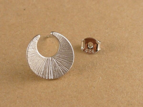 Ohrringe 925 Silber Halbmond matt – Bild 5