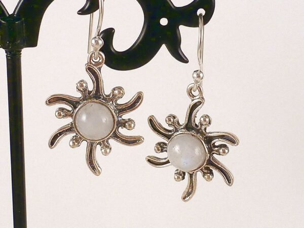 Ohrringe aus 925 Sterling Silber Sonne mit Mondstein – Bild 2