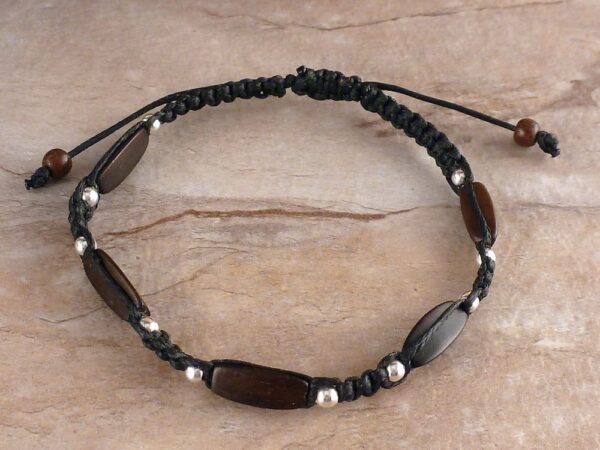 Armband geflochten mit Holzperlen – Bild 4