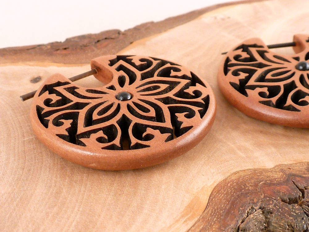 Creolen Holz Blumen Mandala – Bild 7