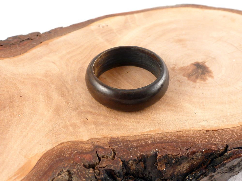 Ring aus Knochen patiniert Gr. 62 - 64 – Bild 2