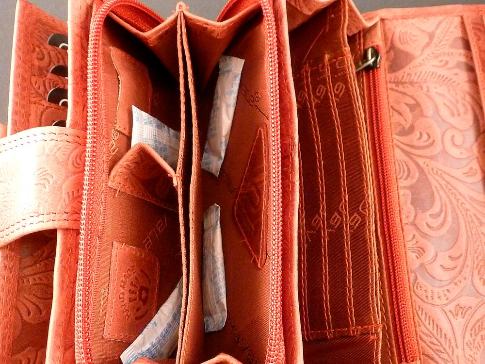 Geldbörse Echt Leder Rot mit Blumen Floral – Bild 6