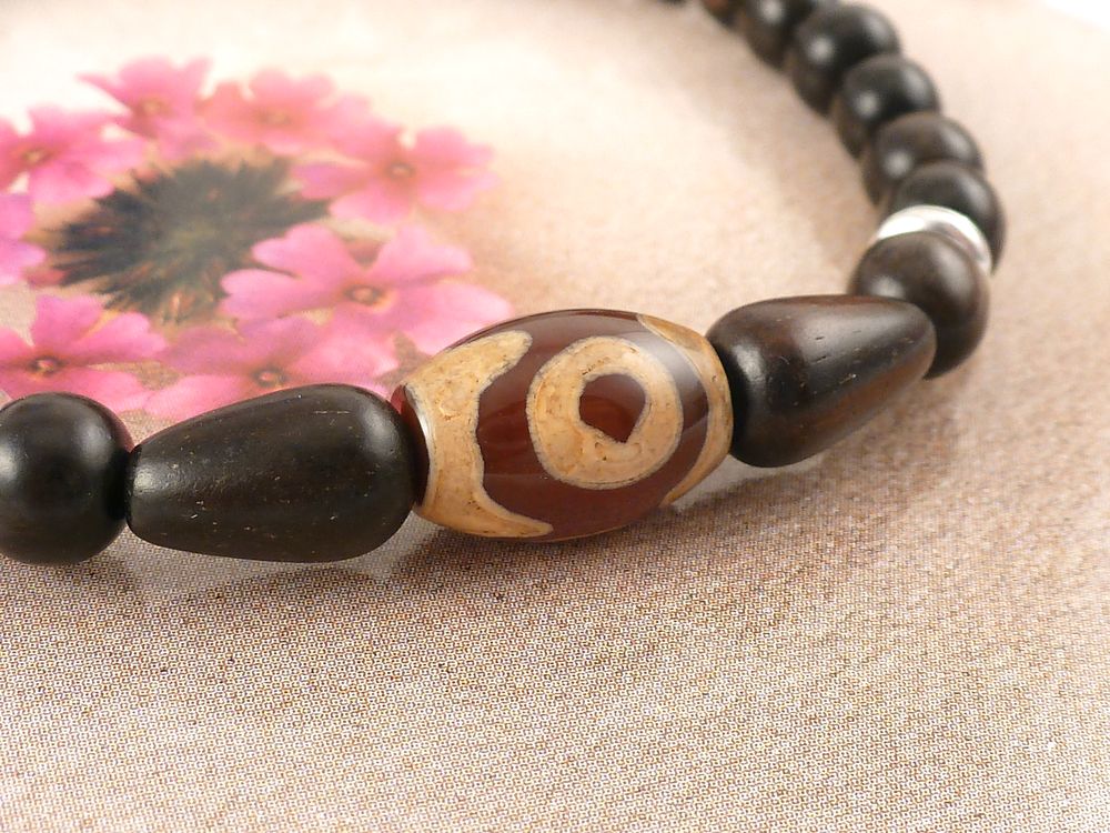 Armband mit Holzperlen und Dzi Perle Achat – Bild 2