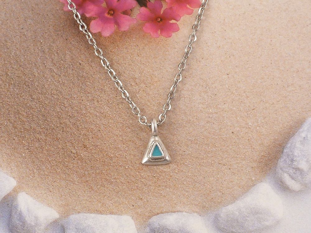 Kette Edelstahl mit Anhänger Metall Dreieck emailliert – Bild 3
