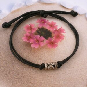 Armband Leder mit Tribal Spirale Perle